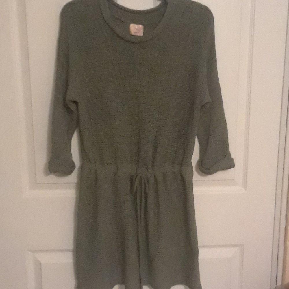 ☁️Debbie Dabbie sweater dress🌦